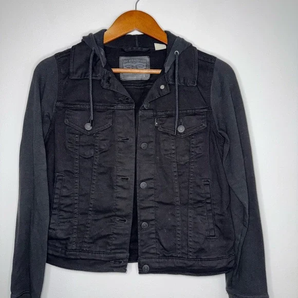 Levi's Black Jean Jacket with Hood - Picture 1 of 4
